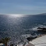 Appartement Beachhouse With Amazing Terrace Next To The Ocean